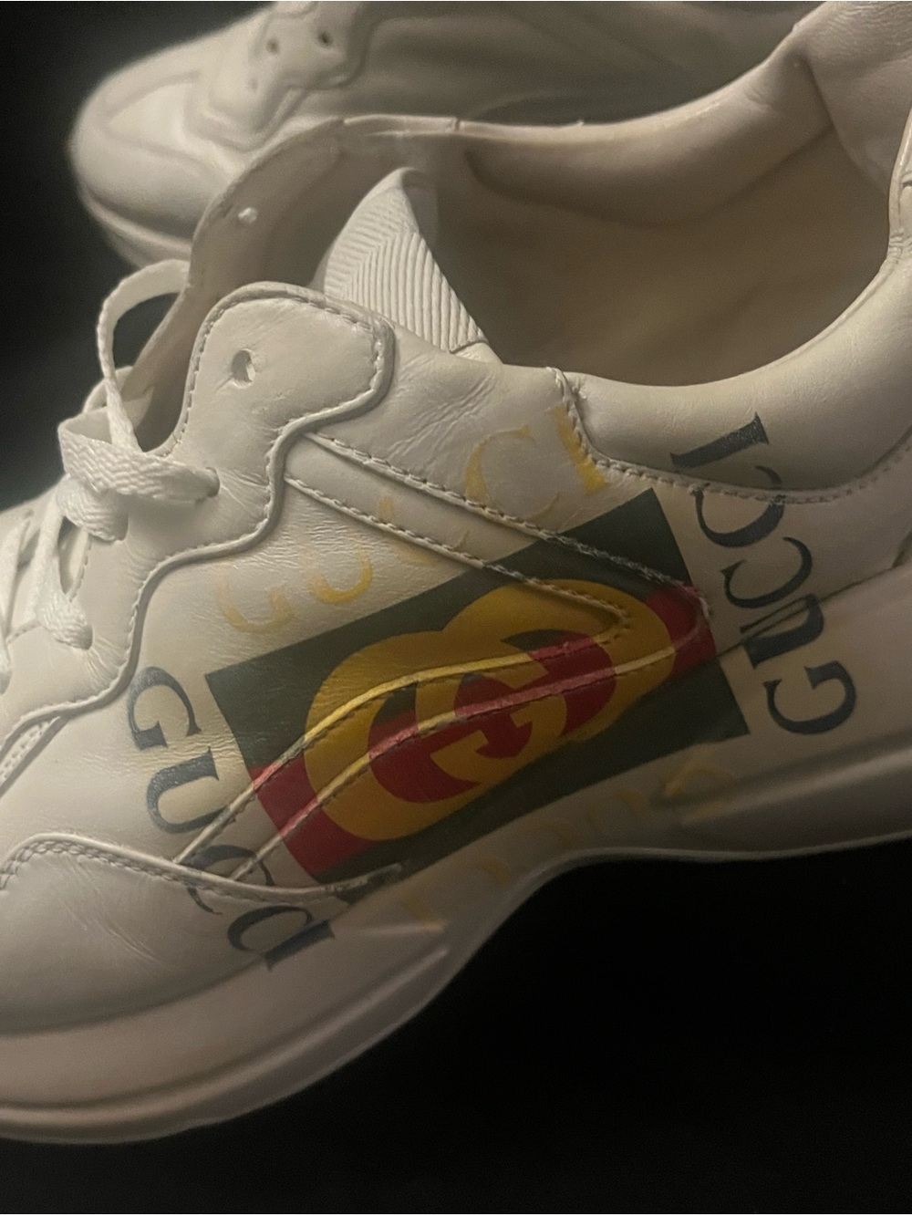 Gucci White Leather Sneakers with Yellow and Red Logo Stripe